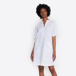 Elegant White V-Neck Dress
